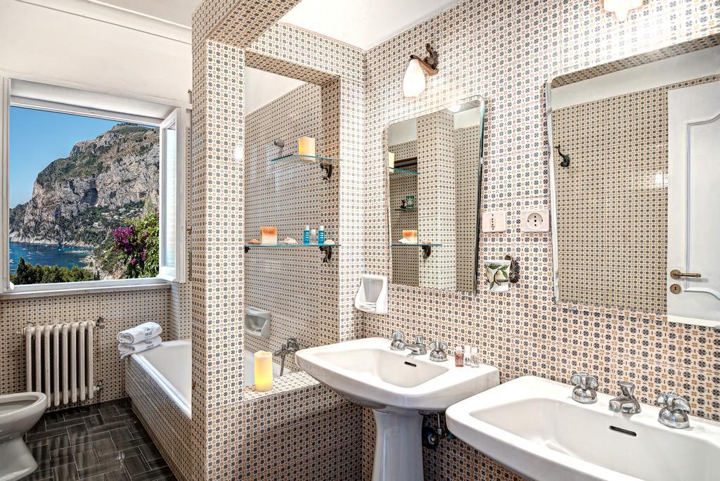 Villa Goldfinger Капри Экстерьер фото